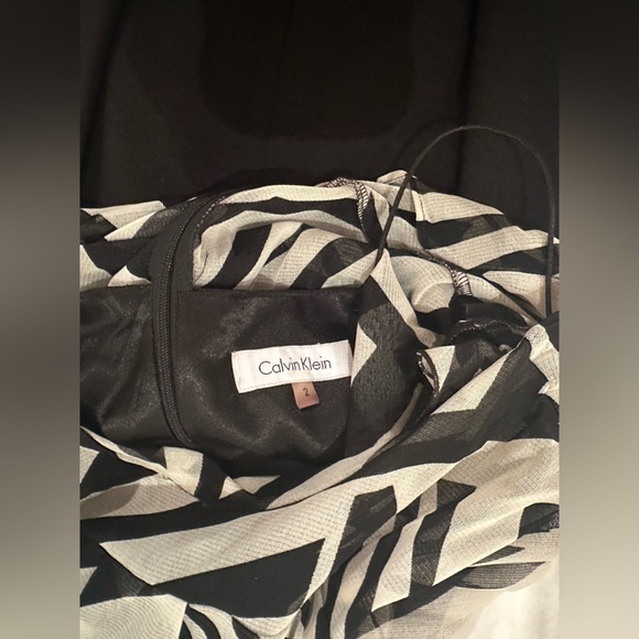 Calvin Klein Classic Black Pencil Skirt sz 2 $118 - Picture 8 of 8